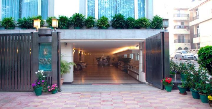 Alpina Hotels & Suites New Delhi Ngoại thất bức ảnh