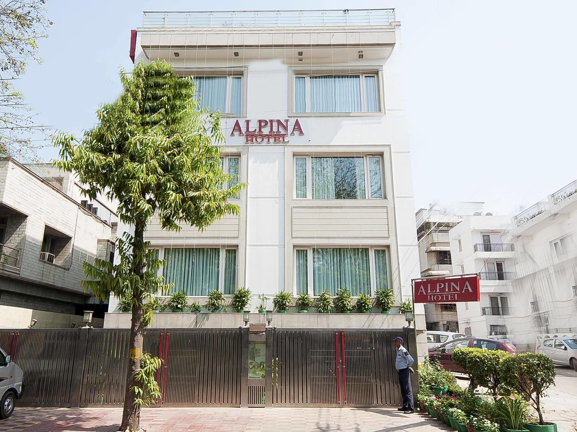 Alpina Hotels & Suites New Delhi Ngoại thất bức ảnh